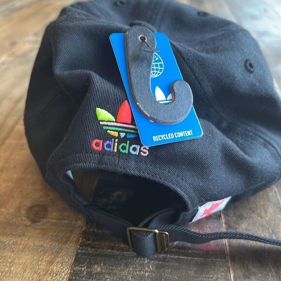 LGBTQ ADIDAS “LOVE UNITeES”  Hat NEW WITH TAG - Picture 2 of 7
